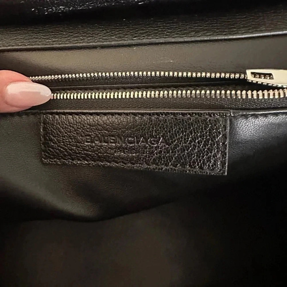 Balenciaga Le Dix Zip Cartable Top Handle Bag Leather and Ostrich Medium - Picture 9 of 13